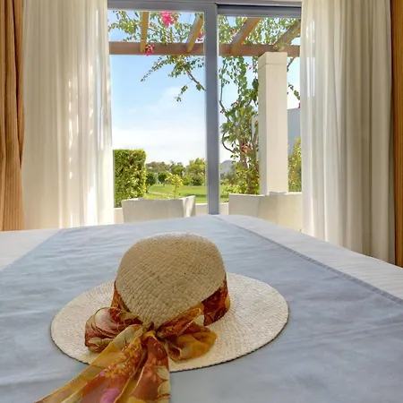 Hotel Lakitira